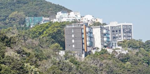 Peak Gardens and Overthorpe