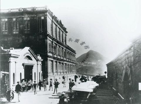 Peak Hotel, the Peak, Hong Kong Island. = 山頂酒店1912