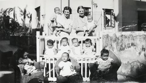 1937 Charlotte Cobb and colleague.