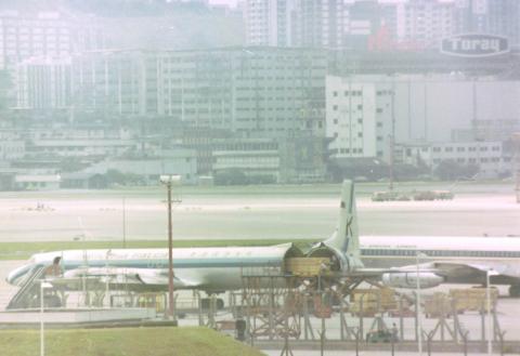 Transmeridian Hong Kong CL44