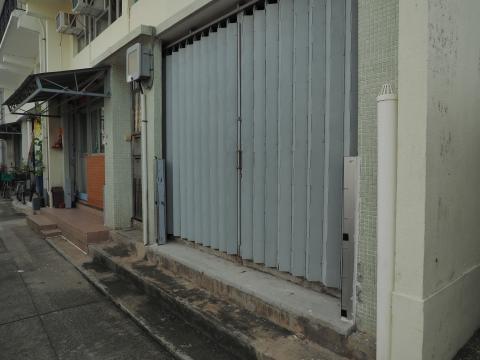 Flood Barrier at the store front