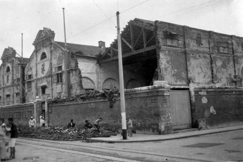 1937 Typhoon - Damage to Godowns at "West Point" (1)