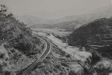 1939 KCR Train Bend