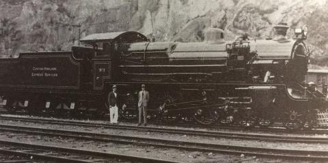 KCR 4-6-0 express engine circa 1937/8