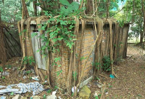 Block 52, Lyemun Barrack Pump House - rear