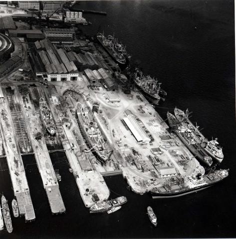 Photos of Taikoo Dockyard [1907-1978] | Gwulo