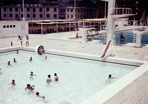 1965 Victoria Park Swimming Pool