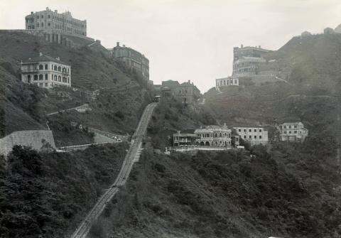 1910s Peak view