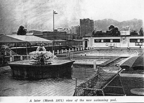 RAF Kai Tak swimming pool 1971