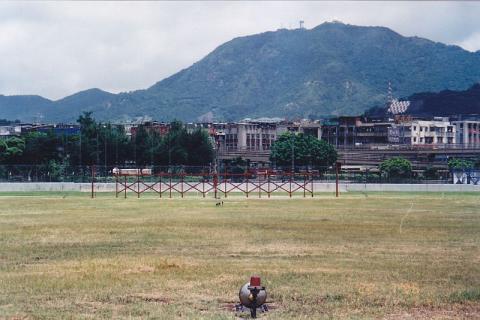 1998 Kai Tak Airport looking towards Checkerboard Hill and Beacon Hill