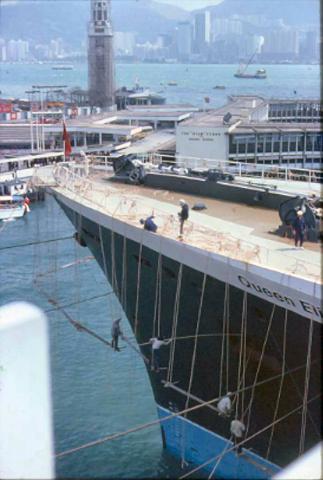 1979 - Queen Elizabeth 2 at Ocean Terminal