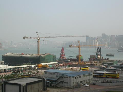 2004 - construction of new Star Ferry Pier