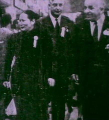 1941 - Maj.Gen. M.A. “Two-Gun” Cohen (extreme right), accompanying Mme Sun Yat-sen (宋慶齡) to the official opening of the Chinese Cooperative Movement’s carnival and exhibition at the Naval Recreation Ground on Caroline Hill.jpg