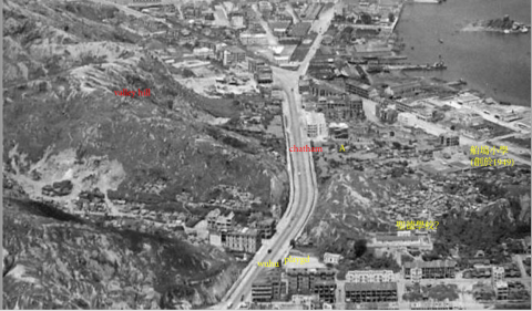 1949 hunghom air view showing a temple.png