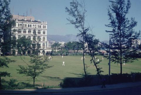 1963 HK 17 Cricket Club.jpg