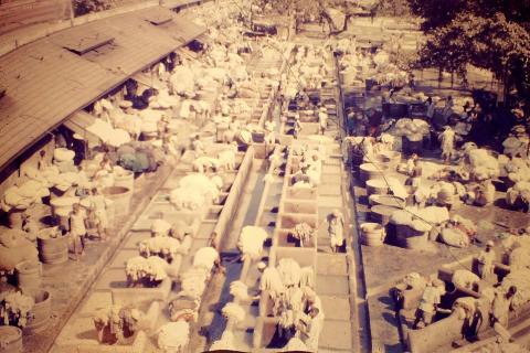 Dhobi Ghat, famous laundry in Bombay / Mumbai