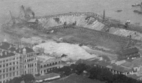 Building the dry dock at the Naval Dockyard
