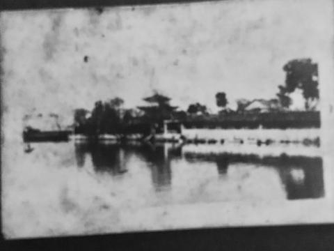 Lake Dian of Kunming 1945?
