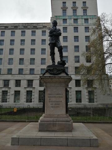 Gordon of Khartoum - London monument