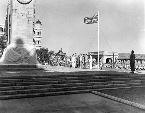 Ceremonies at a cenotaph