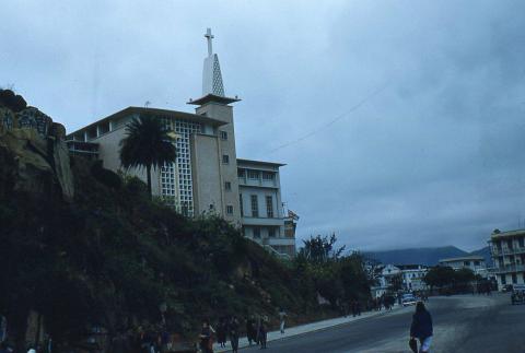 kowloon_methodist_church_1950s.jpg