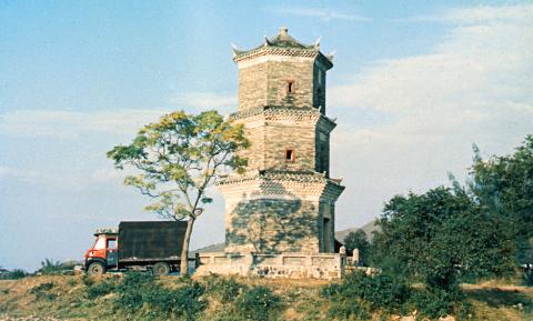 Ping Shan pagoda