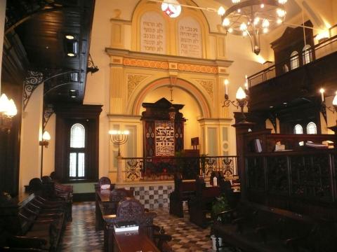 2010 Ohel Leah Synagogue