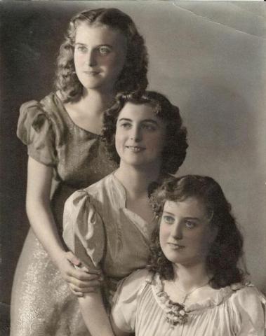 The three sisters in 1940