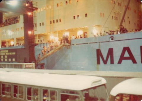 Vietnam Boat People from Clara Maersk at Sea-Land Berth 4 May 1975