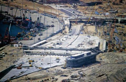 West-Kowloon-reclamation-cross harbour-tunnel-construction-002-.jpg