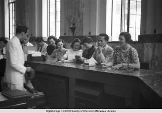 Hong Kong, American evacuees at a bank during World War II