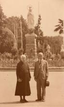 Amaro John and Maria Rita Reed in Lourdes, 1933