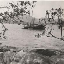 moored junk at aberdeen 1956