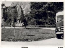 Shatin Inn Roadsign
