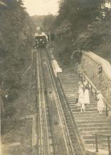 May Road Station, Peak Tram