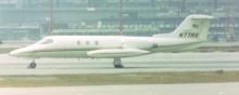 Learjet 25C N77RS