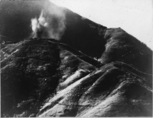 Pinewood Battery under Bomberment from HMT Hill 16Dec41