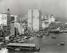 Hong Kong Central and Sheung Wan = 香港中、中環[圖中可見恒生根行大廈、消防局和港外線碼頭] 1960s