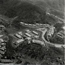 Queen's Hill Barracks in Lung Yeuk Tau. = 龍躍頭皇后山軍營 1964