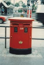 Double Slotted Crown Postbox 239