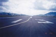 1998 Kai Tak Runway 13 looking in a south-easterly direction