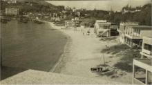 1960 - view along Stanley Main Beach
