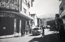 Golden Palace Theatre (Tai Po) - Front Corner