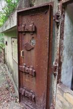 Military Shelters at Pokfulam Reservoir - Rusty Door 